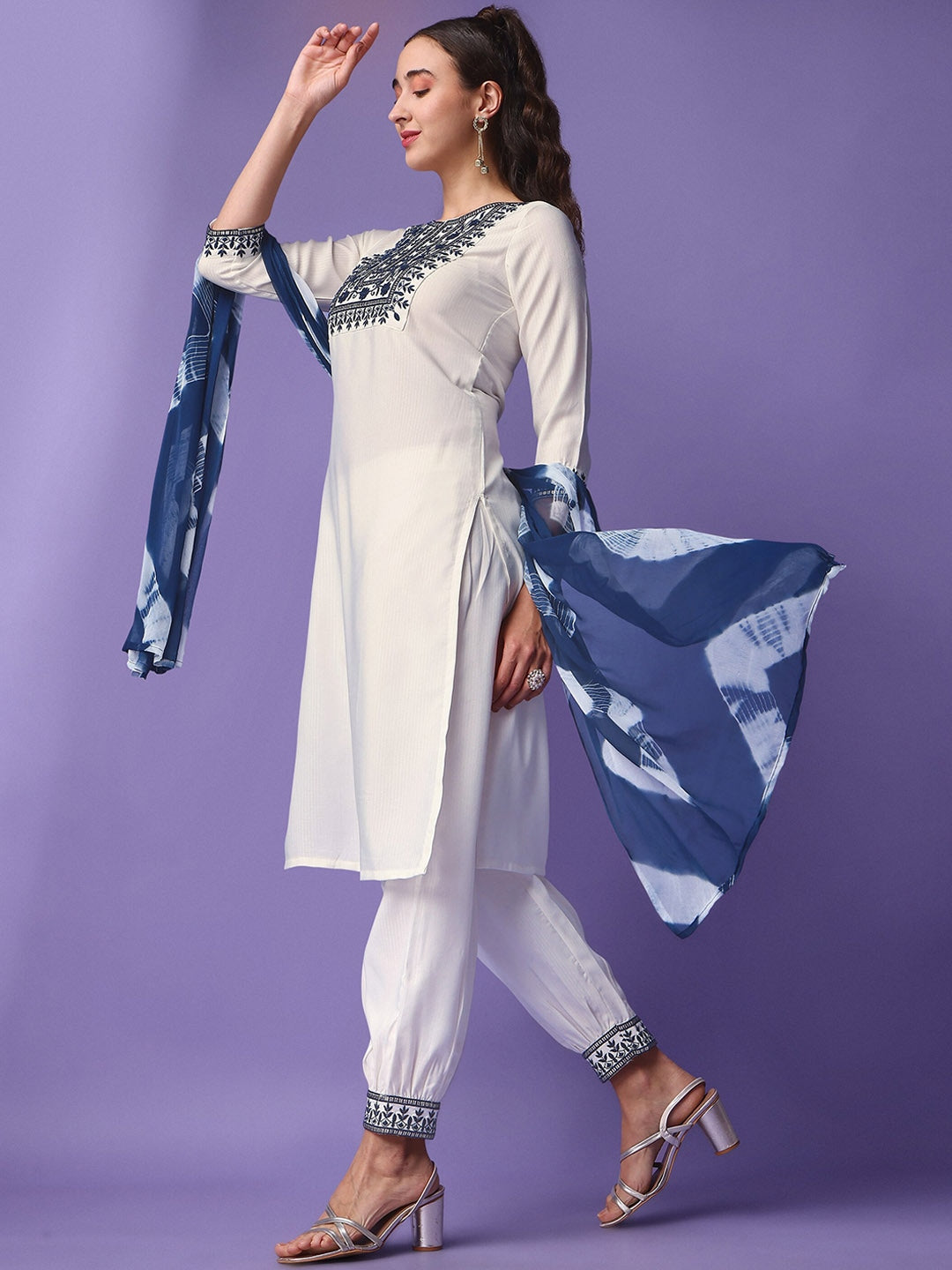 White and blue Round Neck Floral Embroidered Regular Thread Work Kurta & Haram With Dupatta 